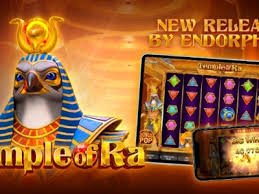 Filipino player browsing phfiery app live casino lobby on smartphone